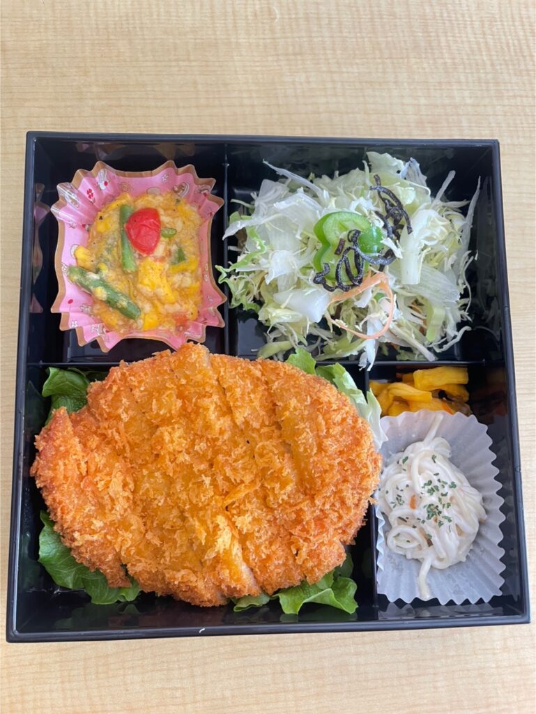 特製夕食弁当のご紹介